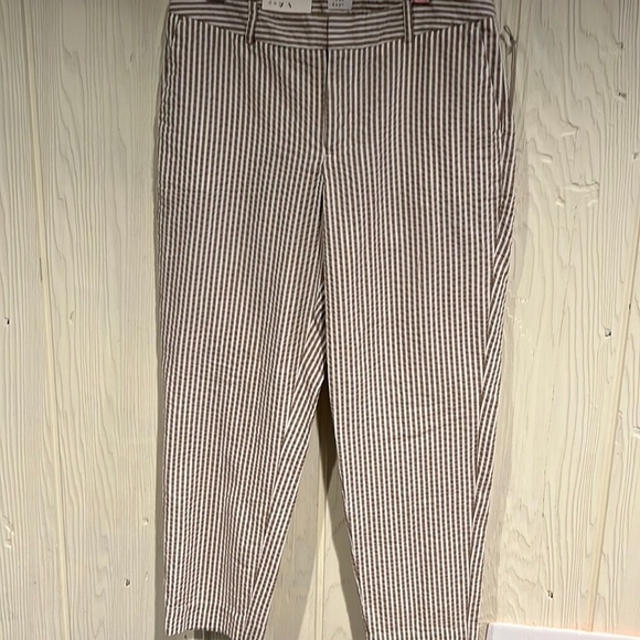 A NEW DAY Slim ankle mid rise 100% cotton size 8 NEW WOTH TAG pants - Picture 1 of 12